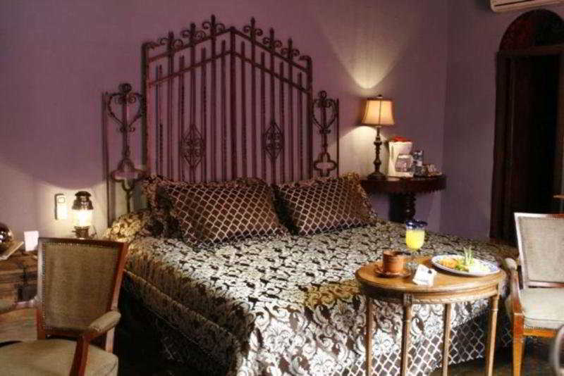 פואבלה Meson Sacristia De La Compania Hotel Boutique חדר תמונה