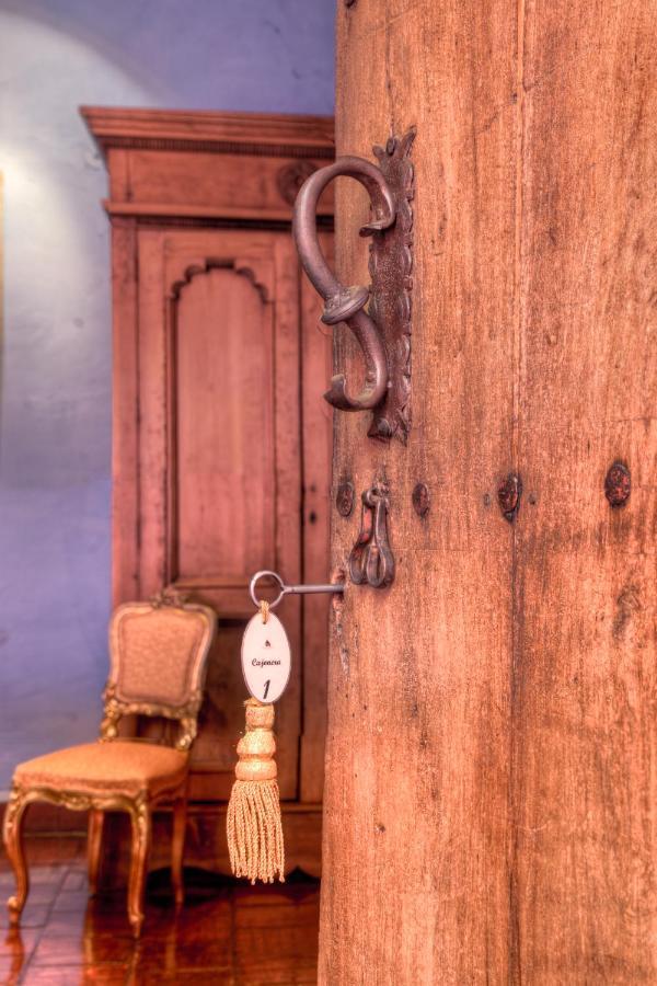 פואבלה Meson Sacristia De La Compania Hotel Boutique חדר תמונה